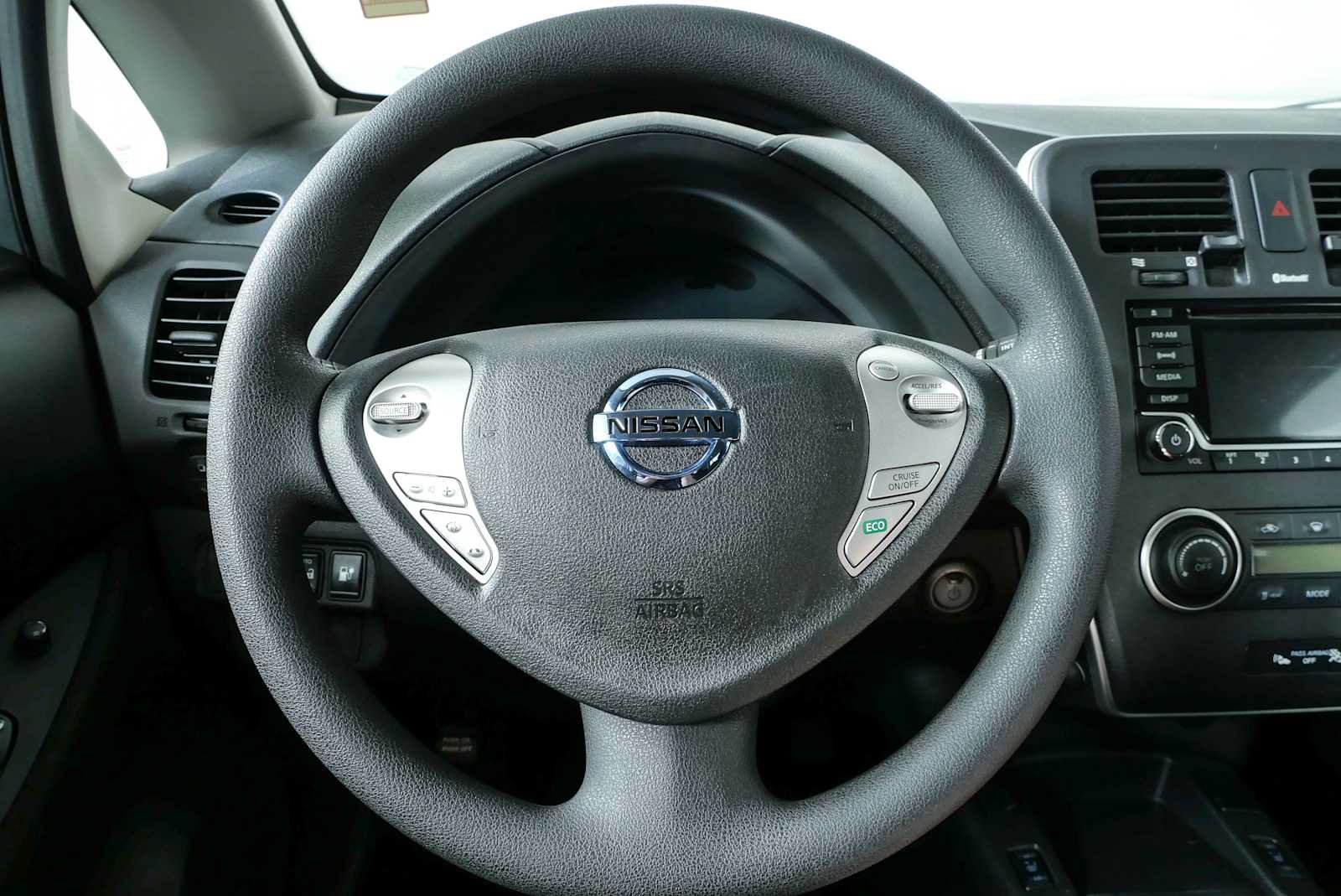 Used 2017 Nissan Leaf S w/ Charge Package FWD image 9