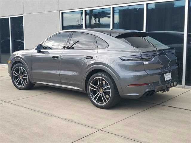 Used 2023 Porsche Cayenne Turbo AWD/4WD image 3