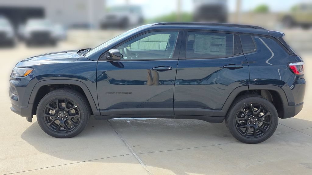 New 2026 Jeep Compass Latitude AWD/4WD image 2