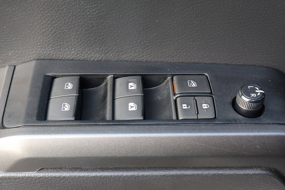 Used 2023 Toyota Tacoma TRD Off-Road image 17