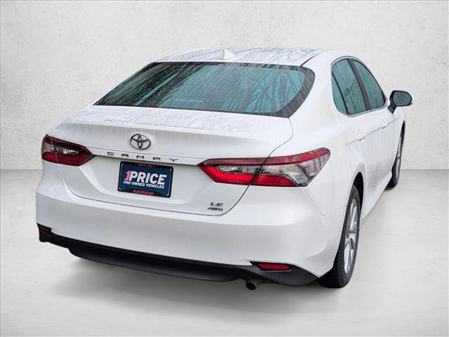 Used 2022 Toyota Camry LE w/ Cold Weather Package image 5