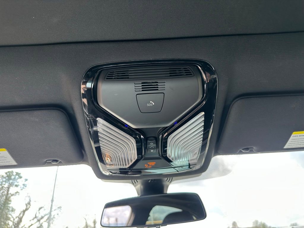 Certified 2023 BMW 530i w/ M Sport Package image 18