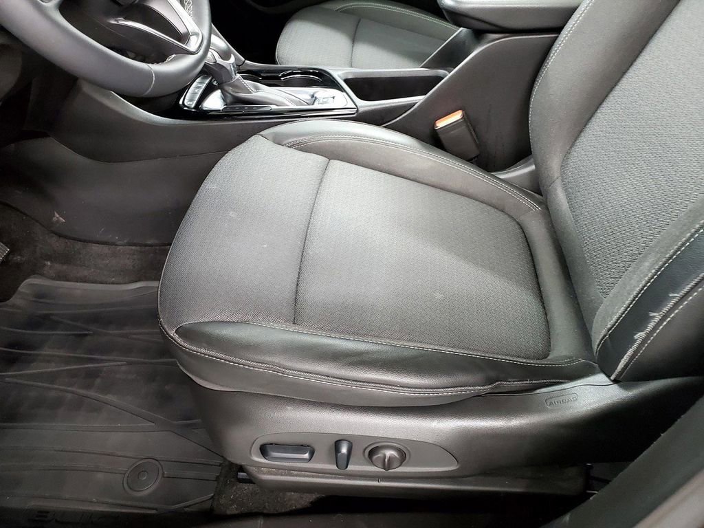 Used 2023 Buick Encore GX Select w/ Experience Buick Package FWD image 15