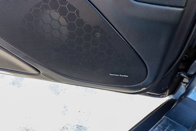 Used 2011 Mercedes-Benz SL 550 image 51