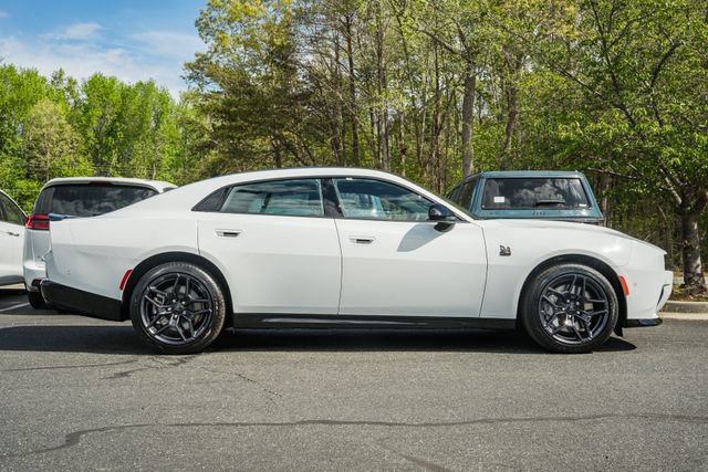 New 2026 Dodge Charger Scat Pack w/ Blacktop Package AWD/4WD image 4