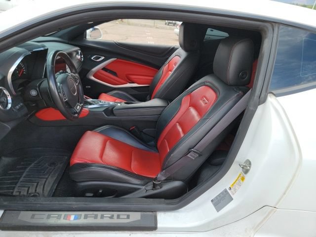Used 2016 Chevrolet Camaro SS RWD image 10