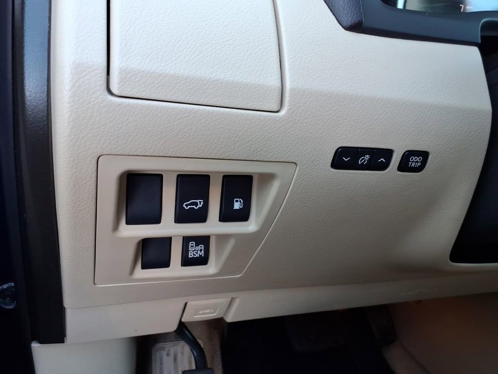 Used 2013 Lexus RX 350 AWD image 28