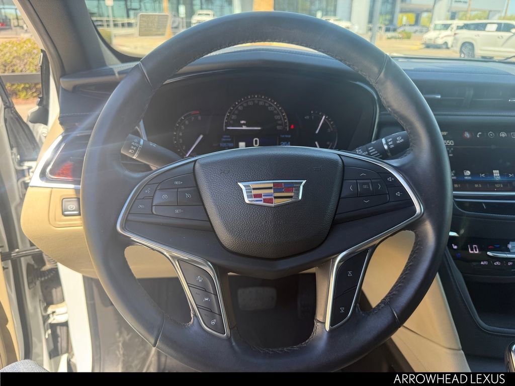 Used 2017 Cadillac XT5 Premium Luxury w/ LPO, Wheel Lock Package image 14