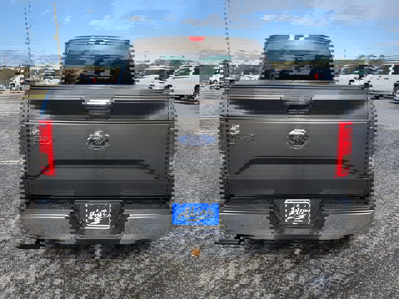 Certified 2017 Ford F150 XLT w/ Equipment Group 301A Mid image 4