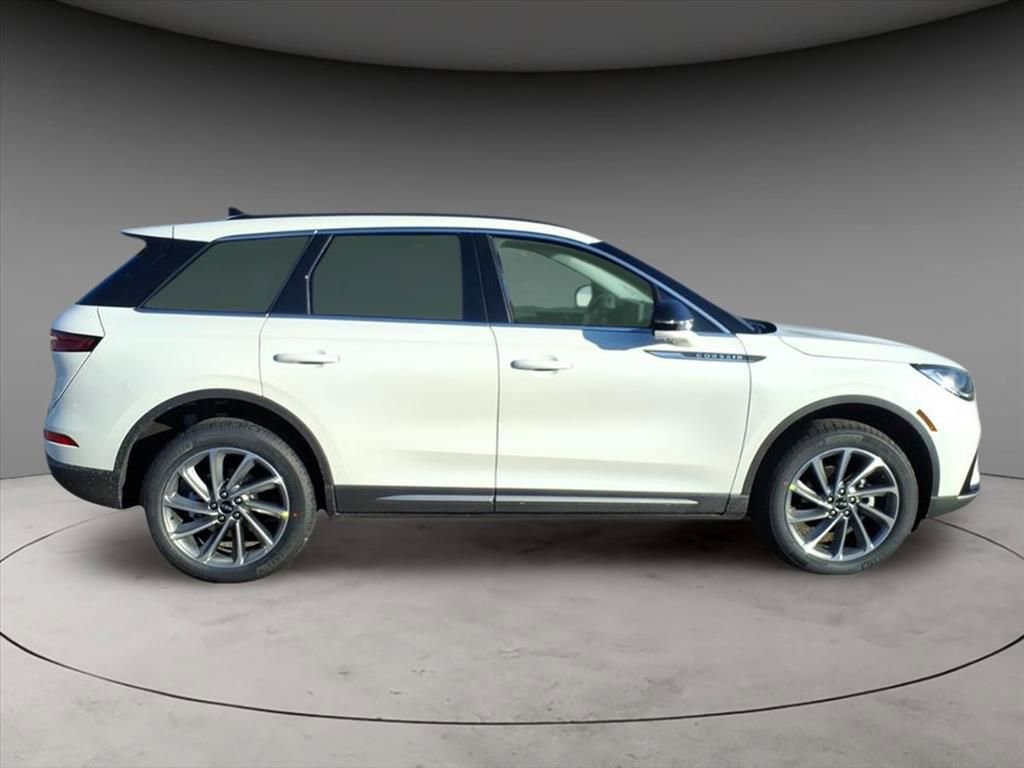 New 2026 Lincoln Corsair Premiere image 10