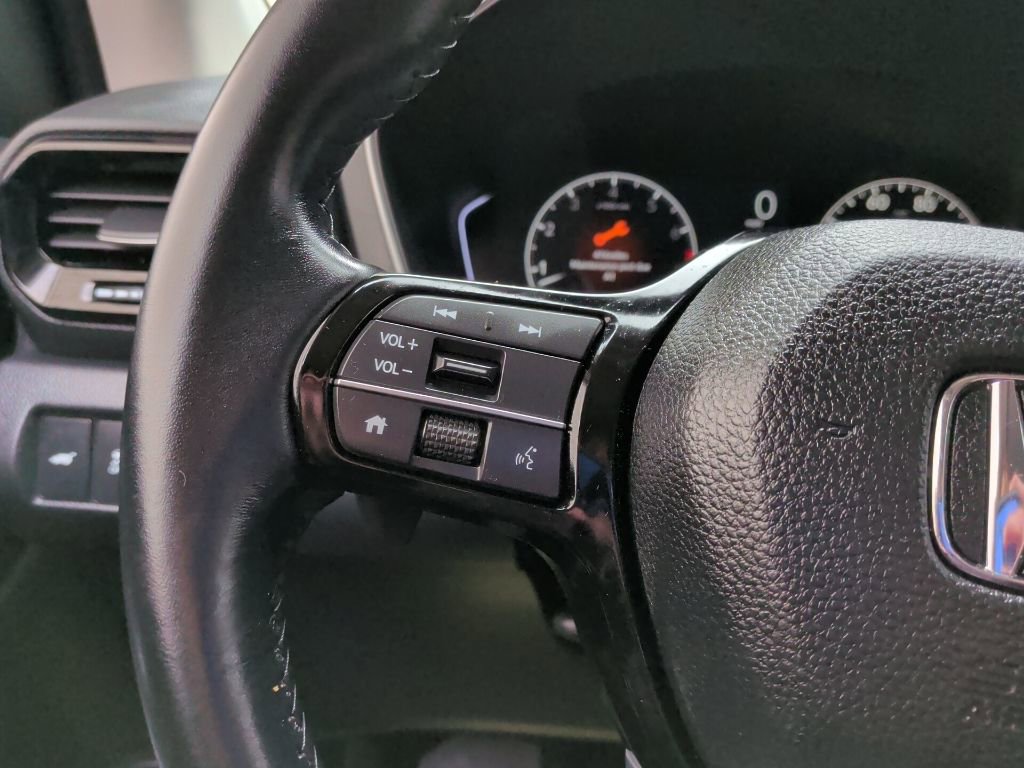 Certified 2023 Honda Pilot Touring image 18