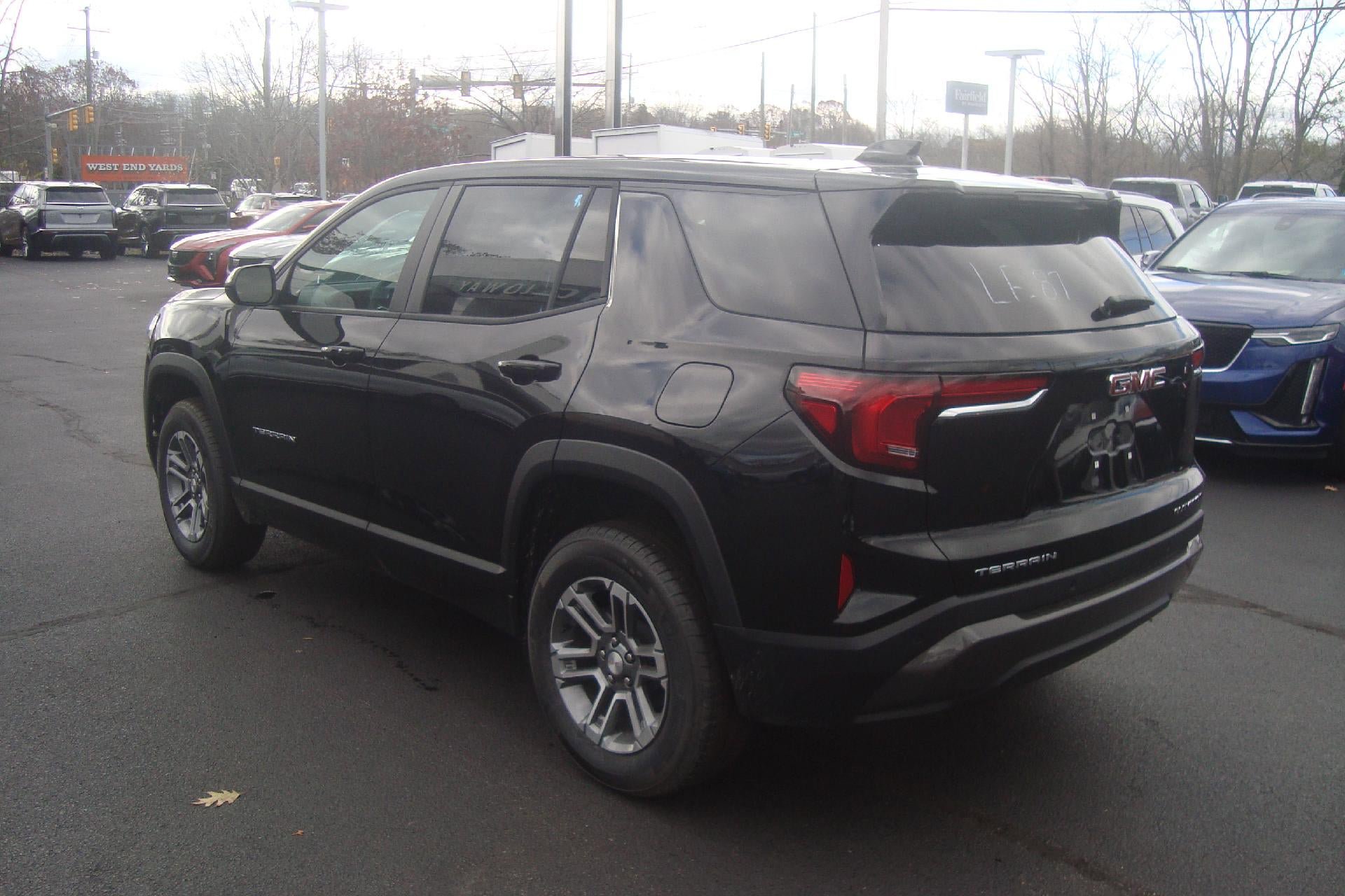New 2026 GMC Terrain Elevation FWD image 6