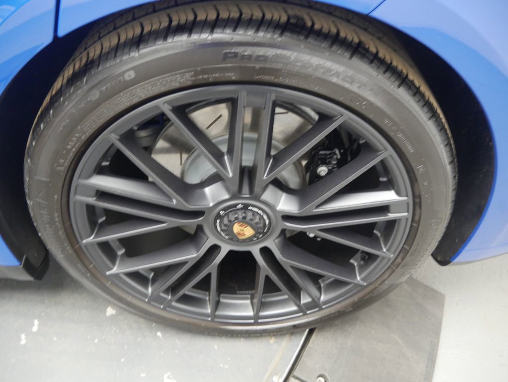 Certified 2026 Porsche Panamera GTS AWD/4WD image 14