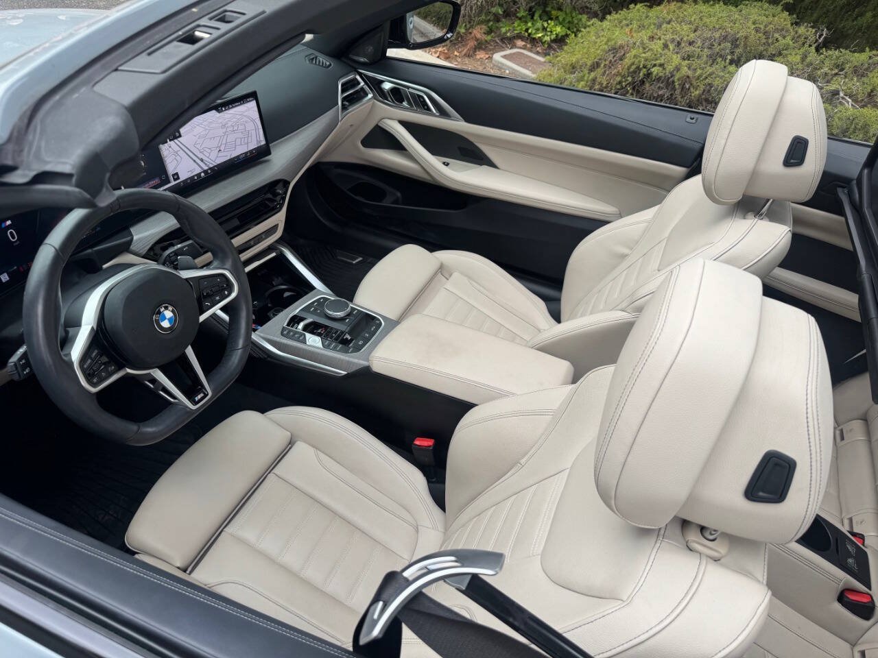 Used 2025 BMW 430i Convertible w/ M Sport Package RWD image 8