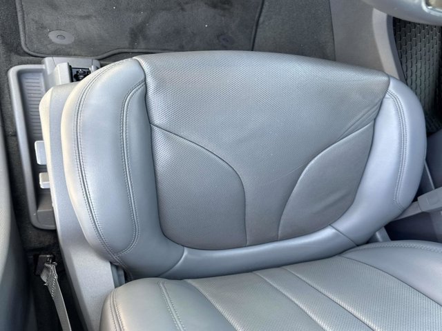 Certified 2021 Lincoln Nautilus Reserve w/ Equipment Group 201A image 14