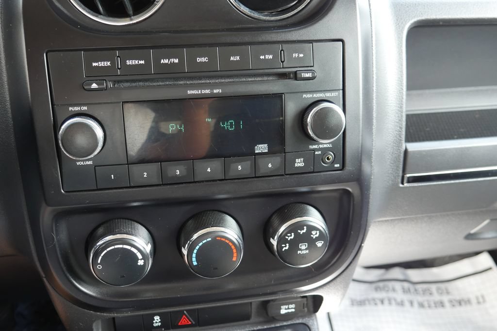 Used 2011 Jeep Patriot Sport FWD image 14