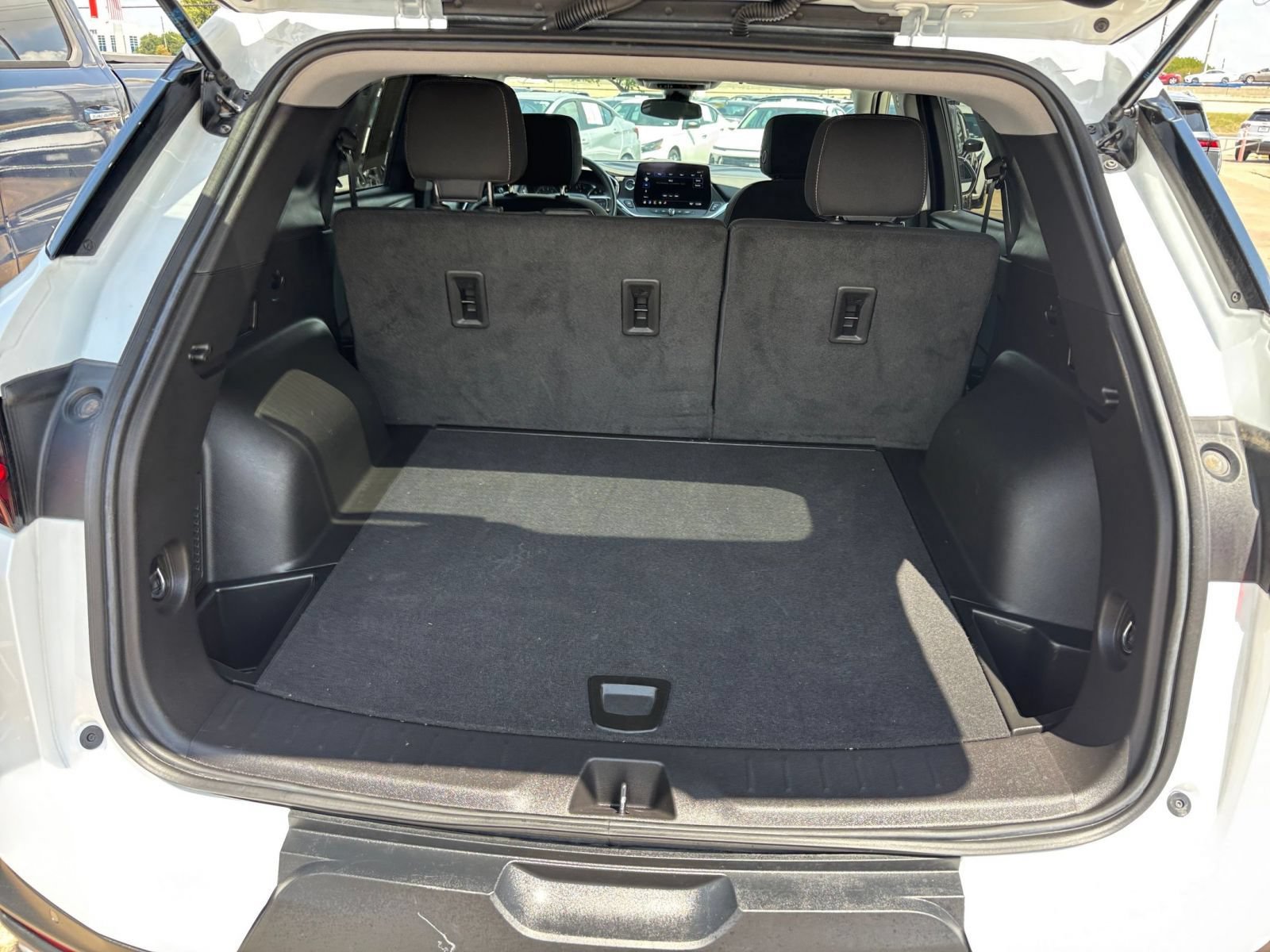 Used 2026 Chevrolet Blazer LT FWD image 31