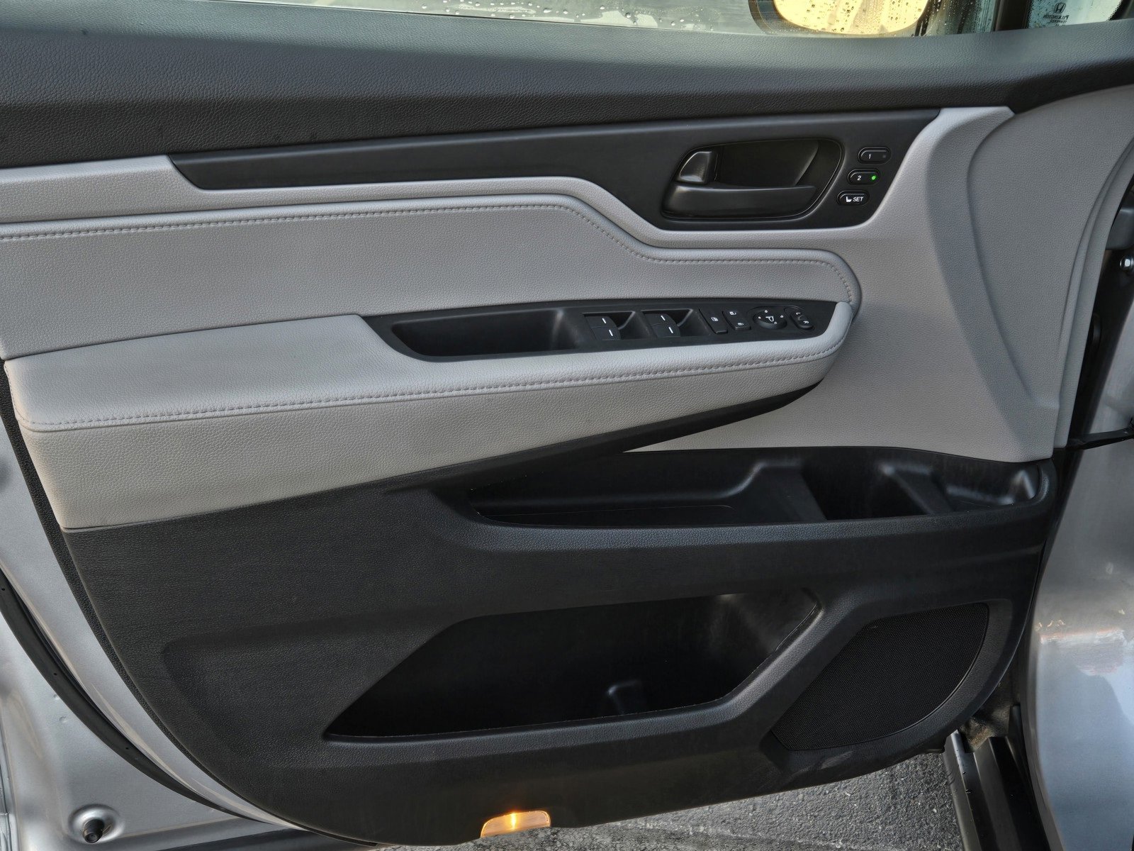 Used 2024 Honda Odyssey EX-L image 9