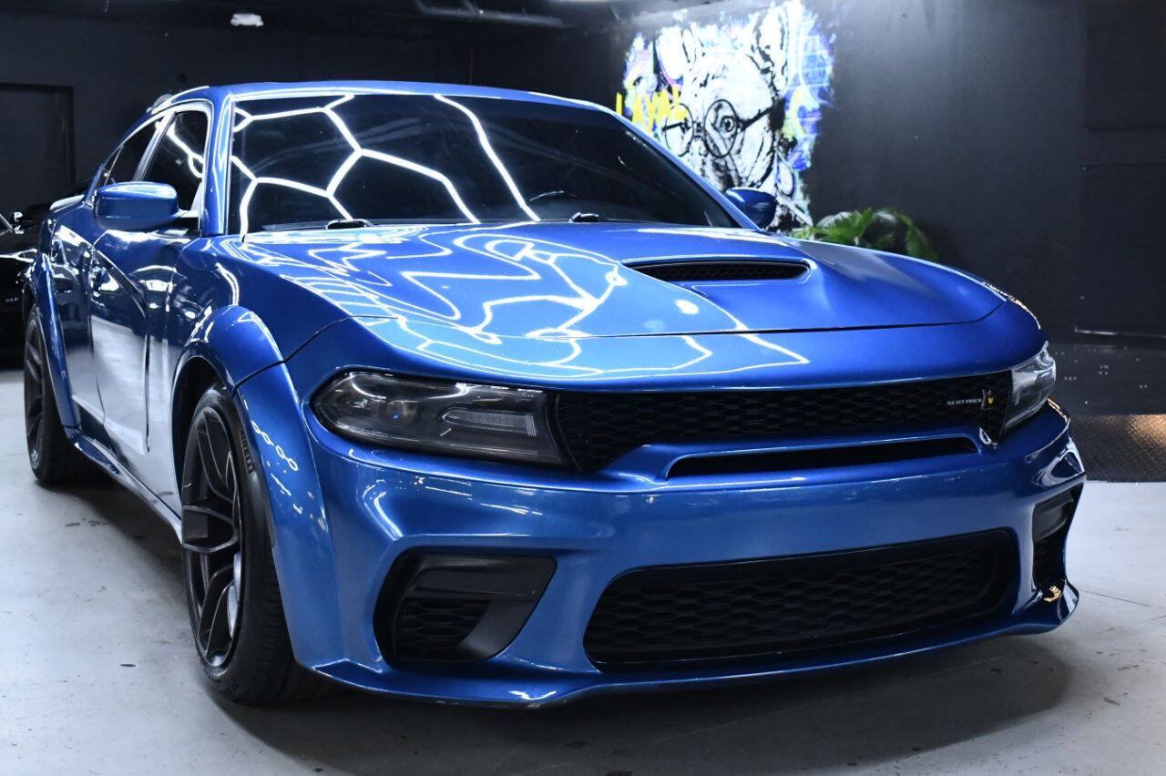 Used 2020 Dodge Charger Scat Pack RWD image 5