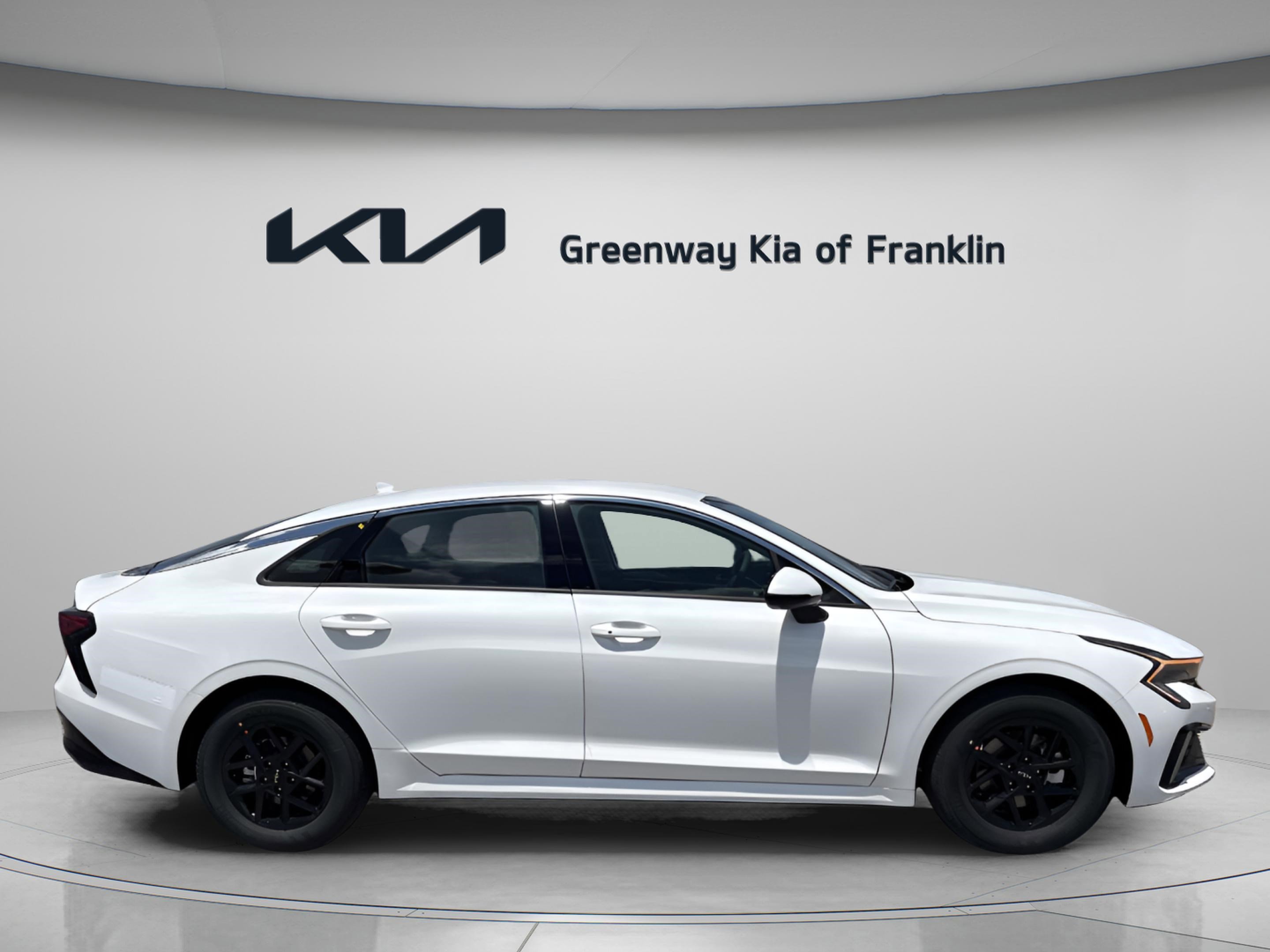 New 2026 Kia K5 LXS FWD image 8