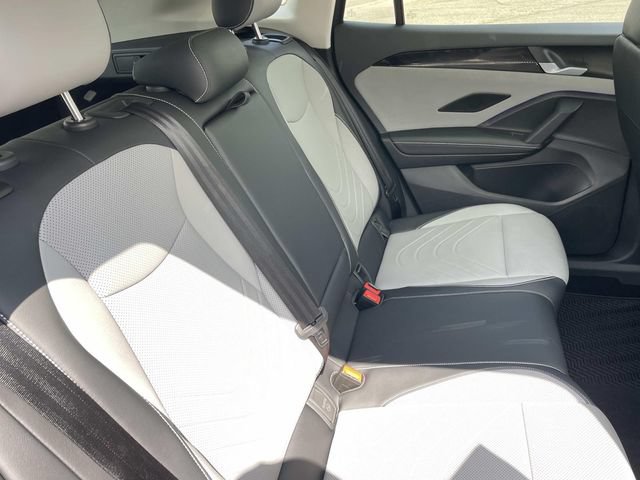 Certified 2026 Volkswagen Tiguan SE w/ Panoramic Sunroof Package FWD image 28