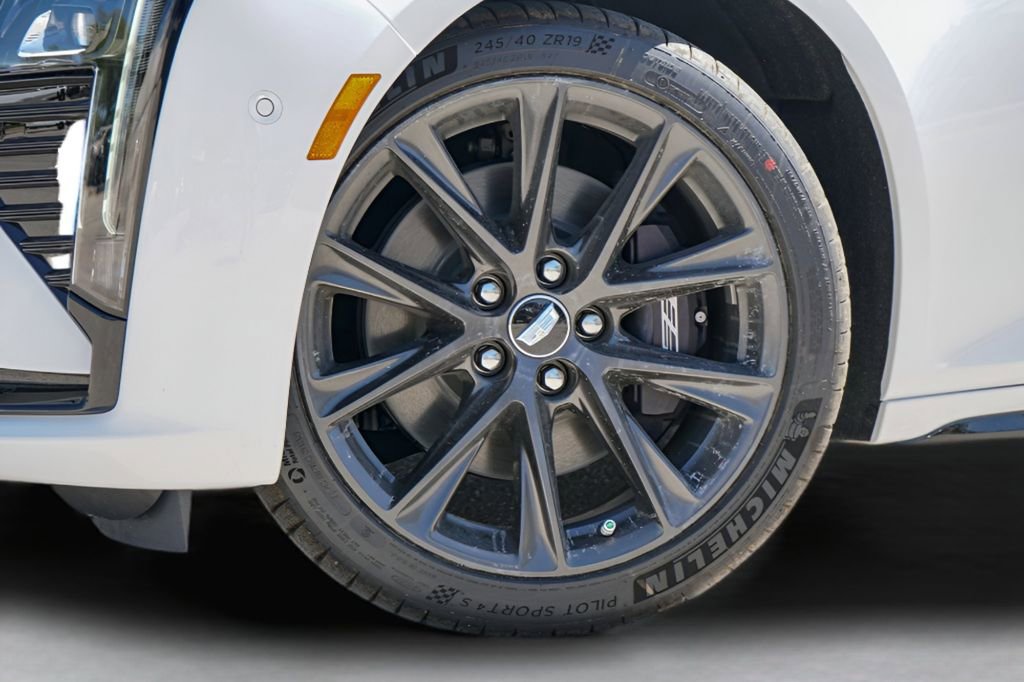 New 2026 Cadillac CT5 V w/ Technology Package image 2