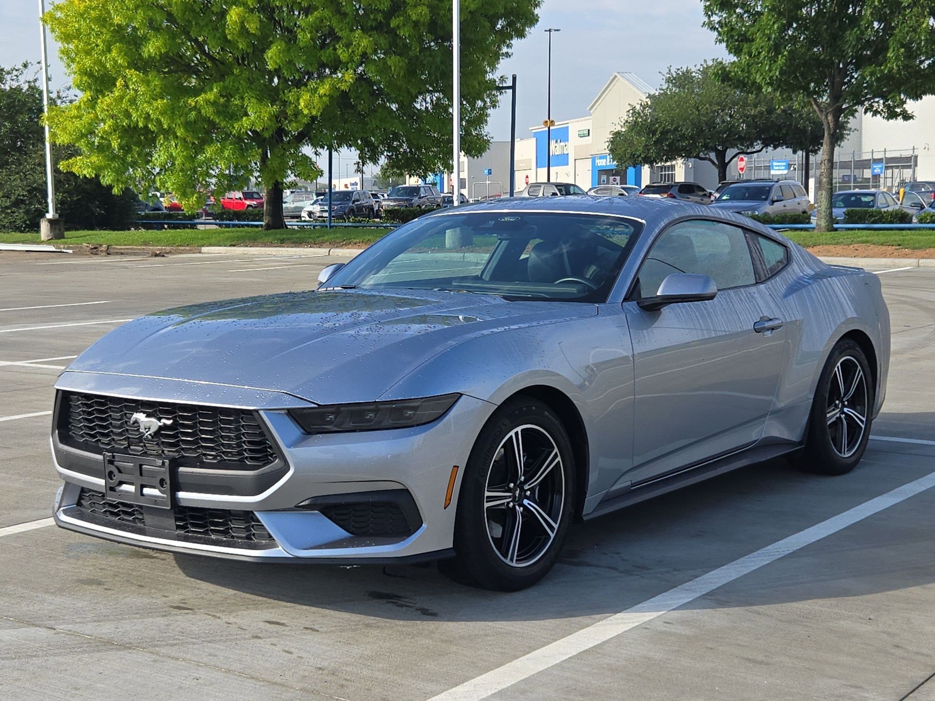Used 2025 Ford Mustang Premium RWD image 9