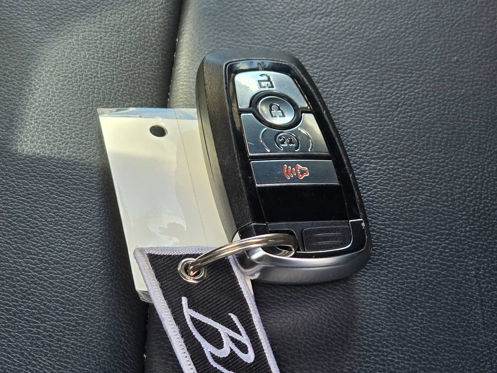 Used 2024 Ford Bronco Badlands AWD/4WD image 29