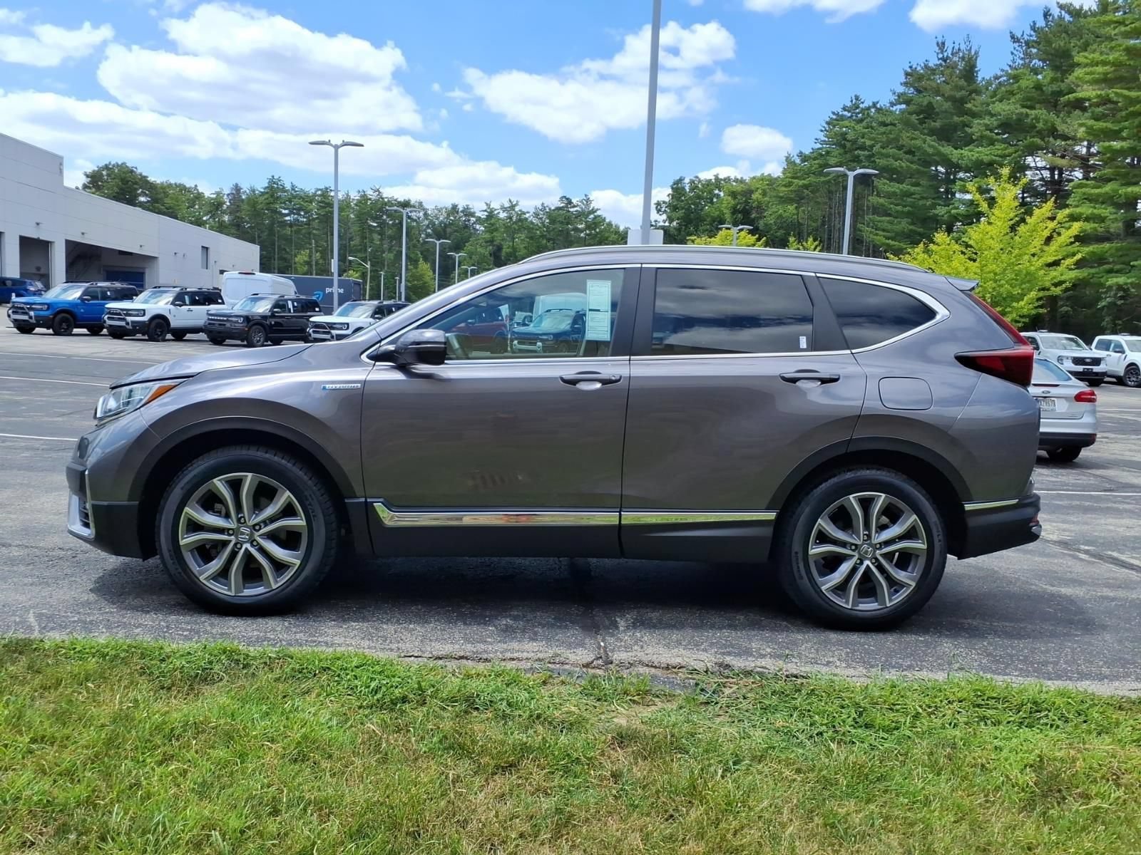 Used 2021 Honda CR-V Touring image 6