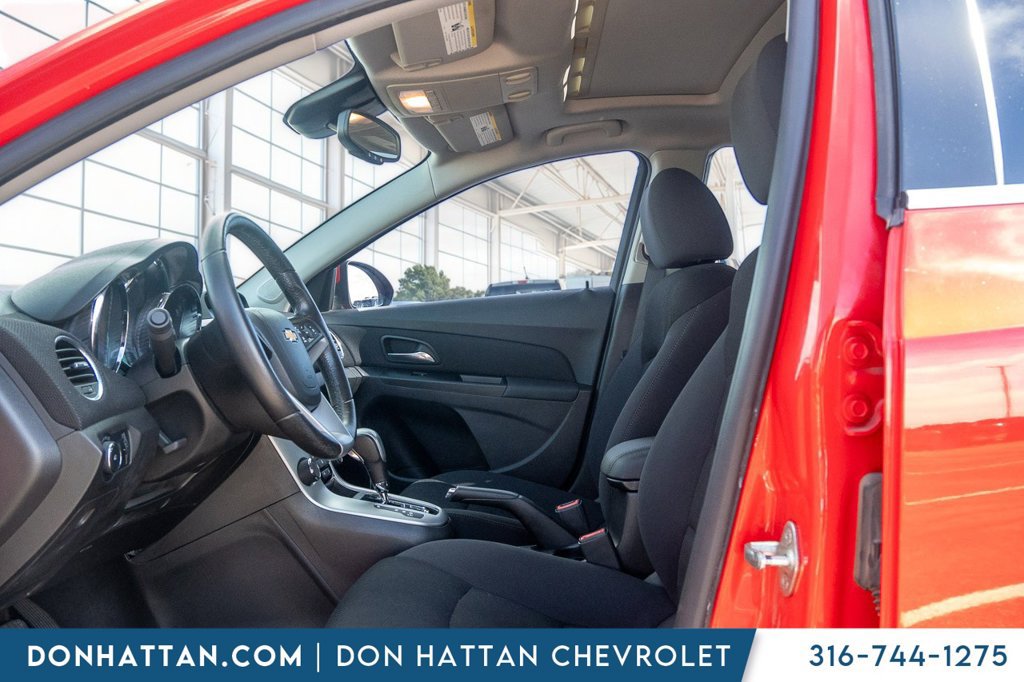 Used 2014 Chevrolet Cruze LT w/ All-Star Edition FWD image 3