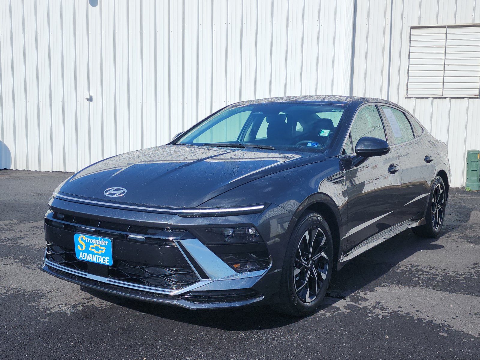 Used 2025 Hyundai Sonata SEL FWD image 1