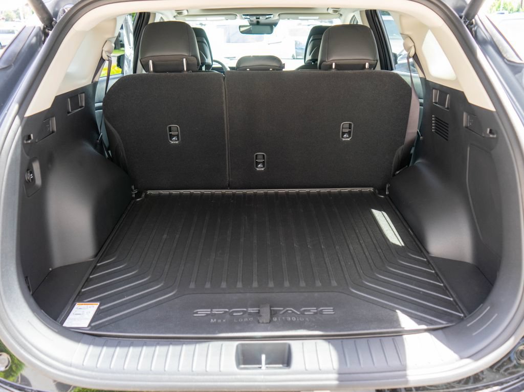 Certified 2026 Kia Sportage SX Prestige AWD/4WD image 34