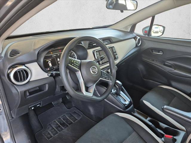 Used 2020 Nissan Versa SV FWD image 10