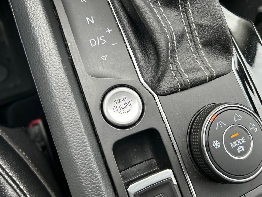 Used 2022 Volkswagen Atlas SE image 29