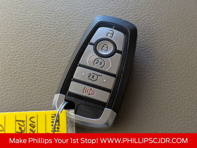 Used 2019 Ford Expedition Limited RWD image 30