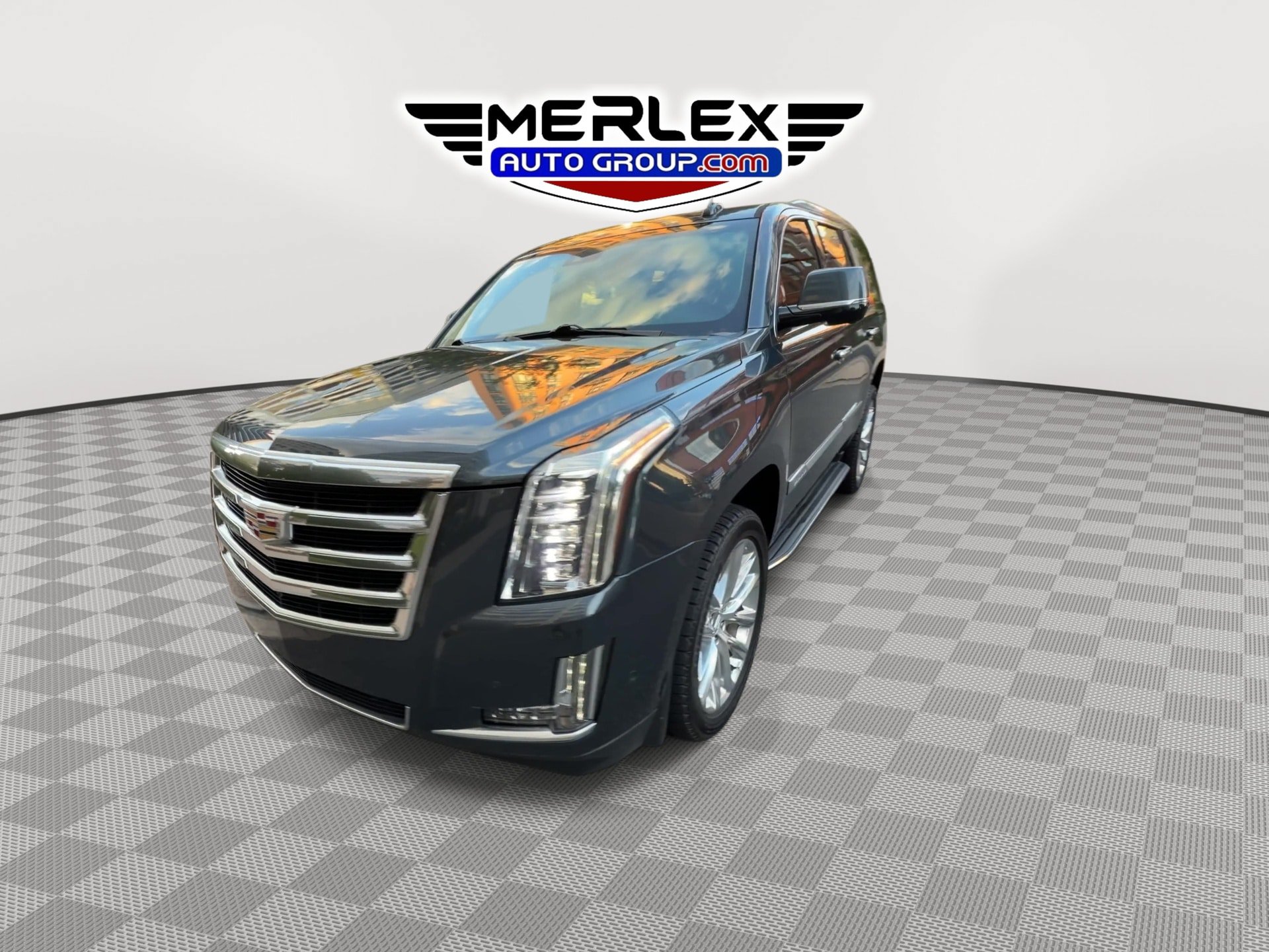 Used 2020 Cadillac Escalade Luxury AWD/4WD image 3