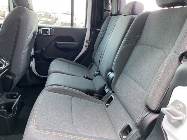 Used 2024 Jeep Gladiator Sport image 5