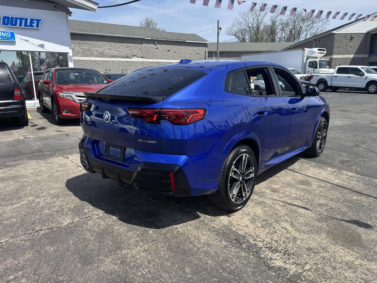 Used 2026 BMW X2 xDrive28i AWD/4WD image 13