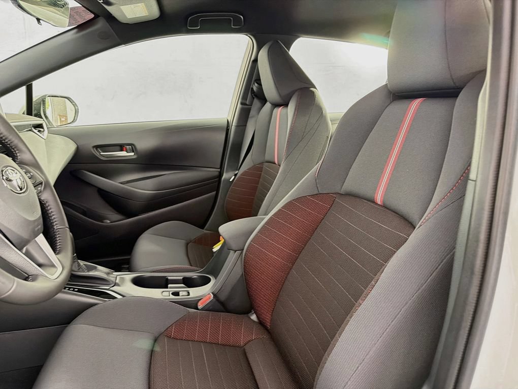 New 2026 Toyota Corolla SE w/ SE Premium Package FWD image 32