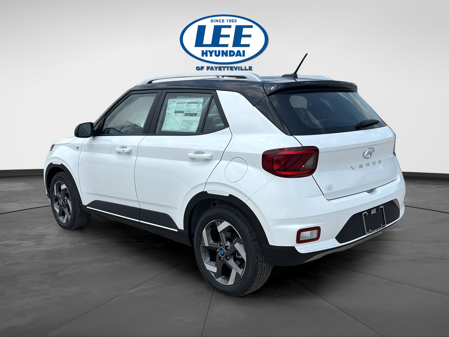 New 2026 Hyundai Venue SEL FWD image 5
