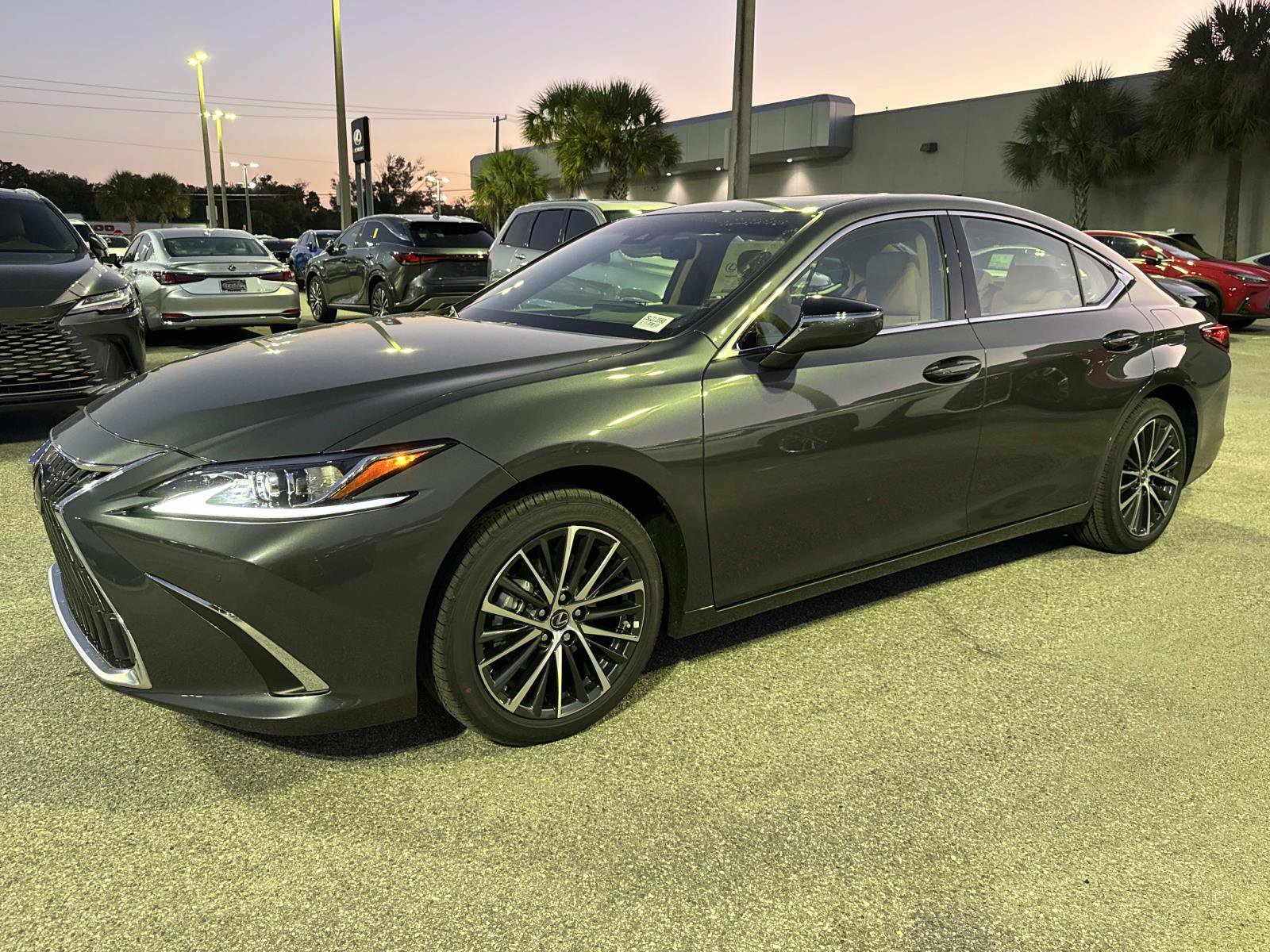 New 2025 Lexus ES 350 w/ Premium Package image 7
