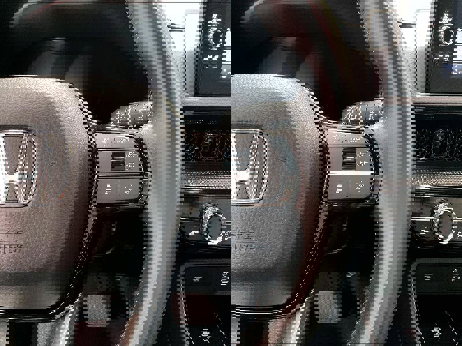 Used 2024 Honda CR-V EX-L image 24