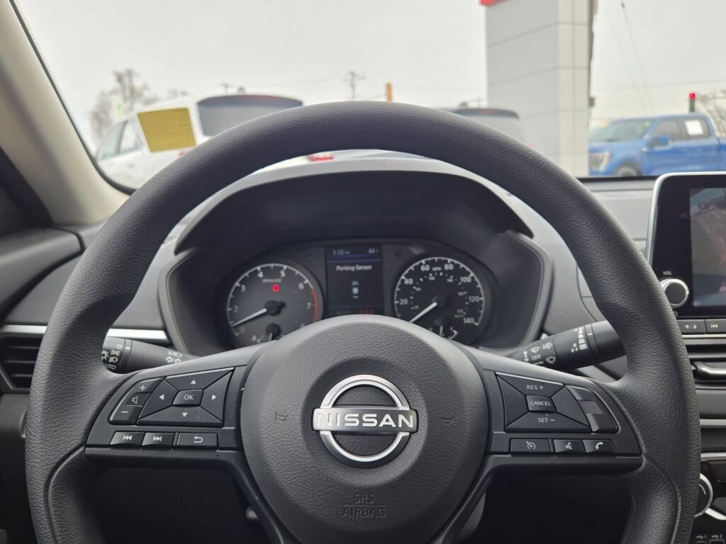 Used 2025 Nissan Altima 2.5 S image 26