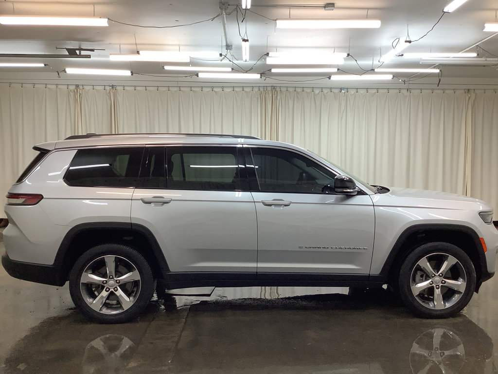 Used 2021 Jeep Grand Cherokee L Limited AWD/4WD image 5