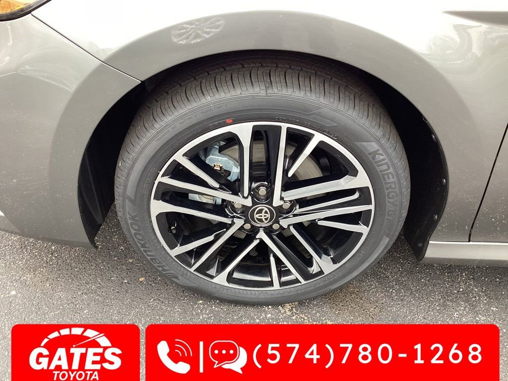 New 2026 Toyota Camry Hybrid image 17