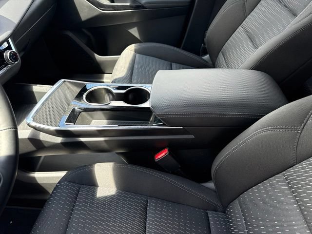 Used 2025 Chevrolet Equinox LT AWD/4WD image 12