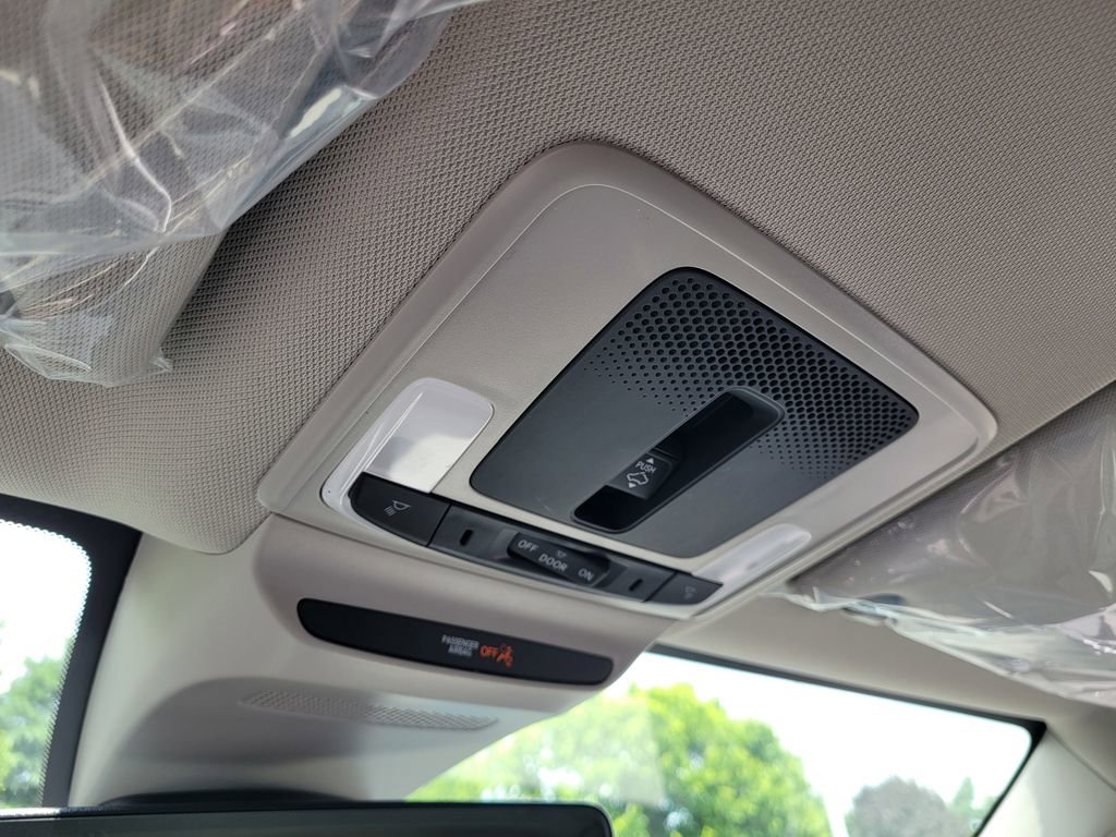 New 2026 Honda HR-V EX-L image 26