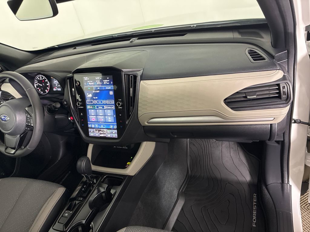 Used 2026 Subaru Forester Premium AWD/4WD image 32