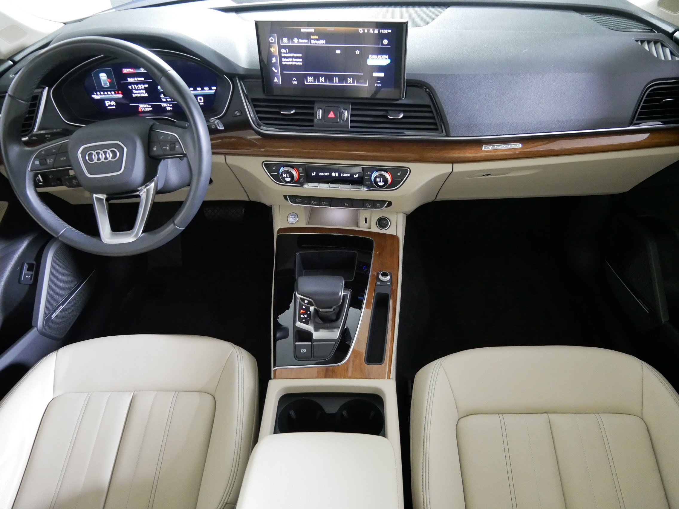 Used 2023 Audi Q5 2.0T Premium Plus w/ Premium Plus Package AWD/4WD image 28