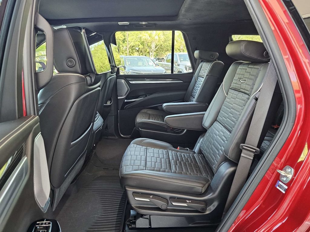Used 2025 Cadillac Escalade V w/ LPO, Floor Liner Package AWD/4WD image 15